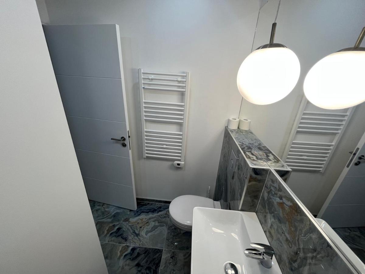 Appartement Luxe Jaune Saint-Etienne  Exteriör bild
