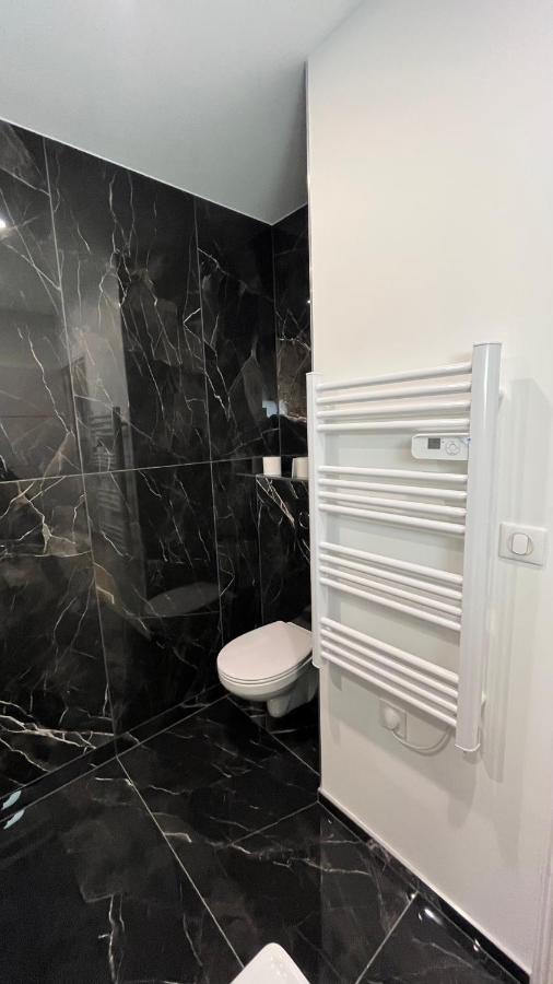 Appartement Luxe Jaune Saint-Etienne  Exteriör bild